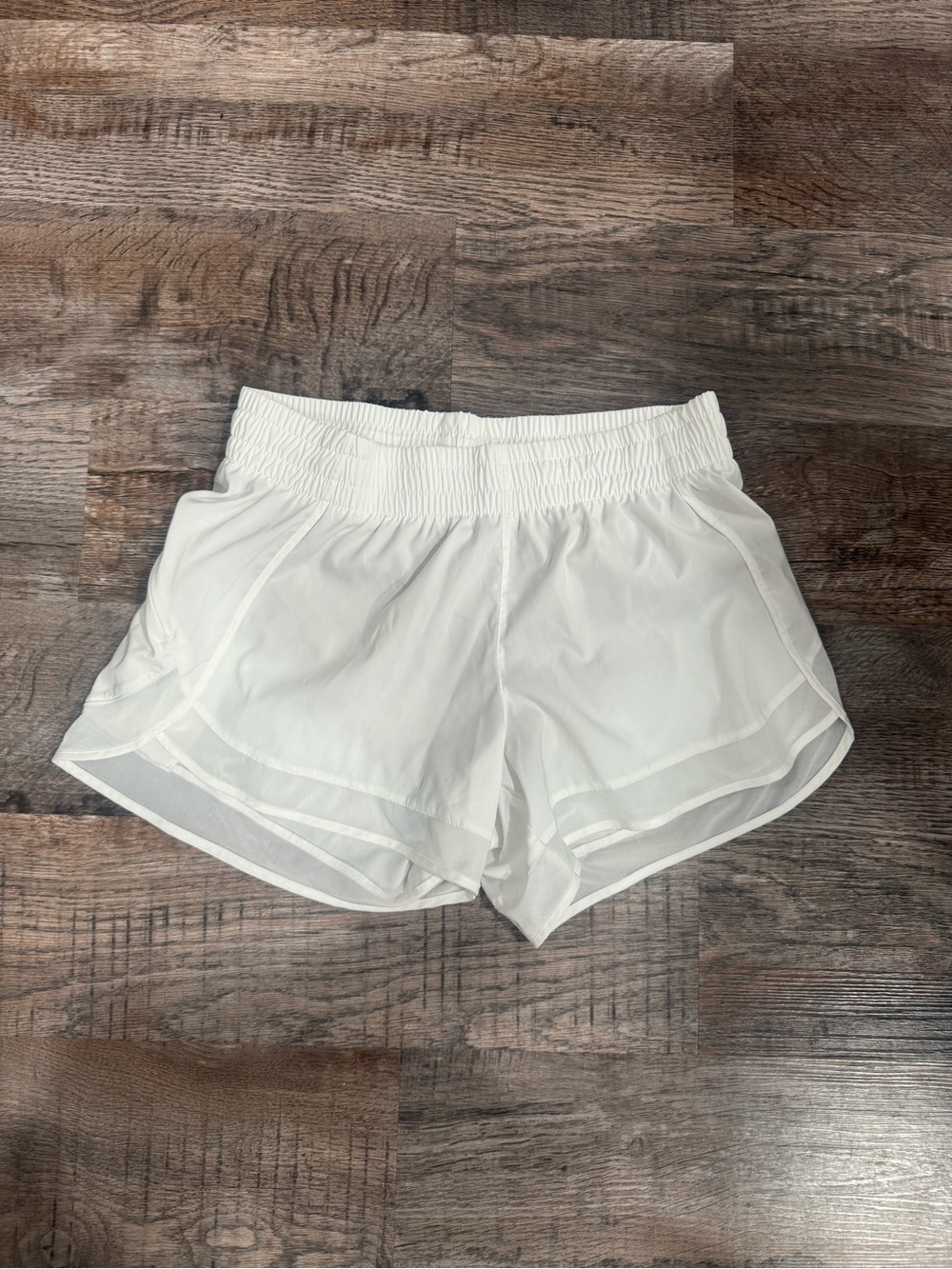 Athleta Mesh Racer Run Shorts 4" White Women’s S Athletic Running
